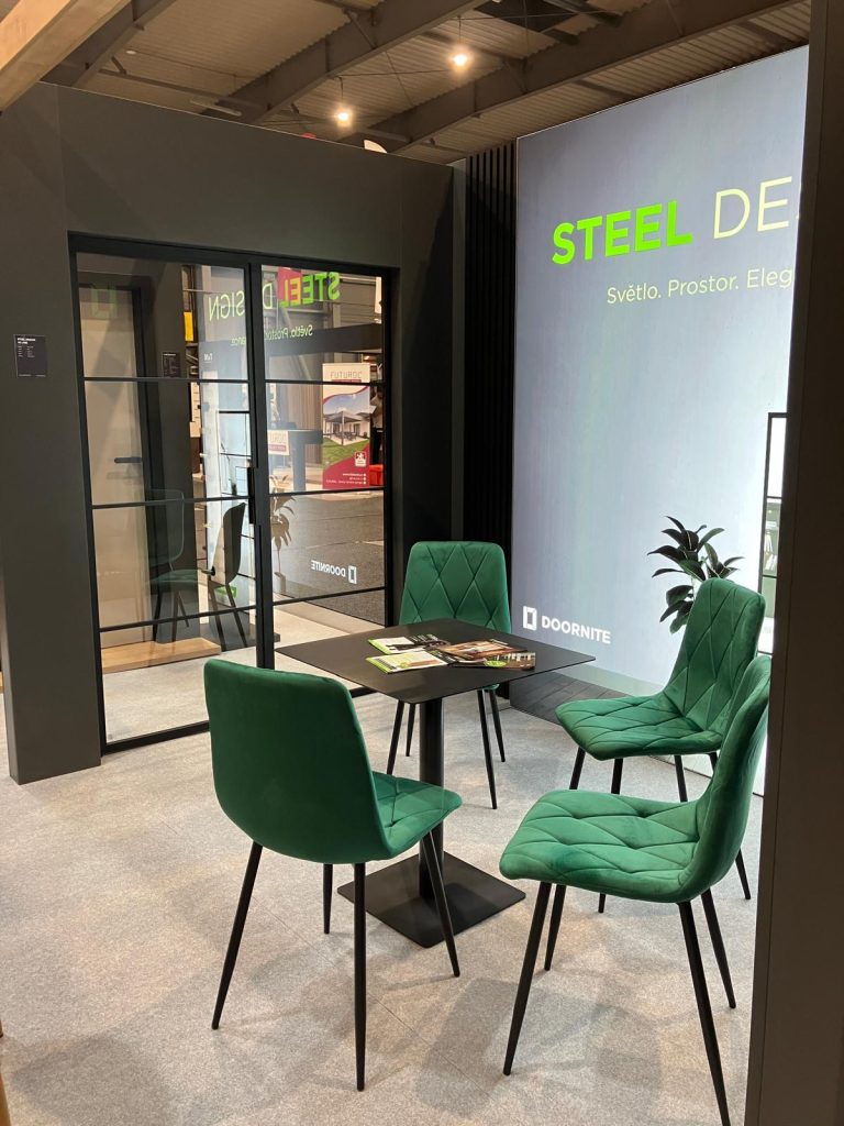 STEEL DESIGN: Industriální elegance s důrazem na světlo